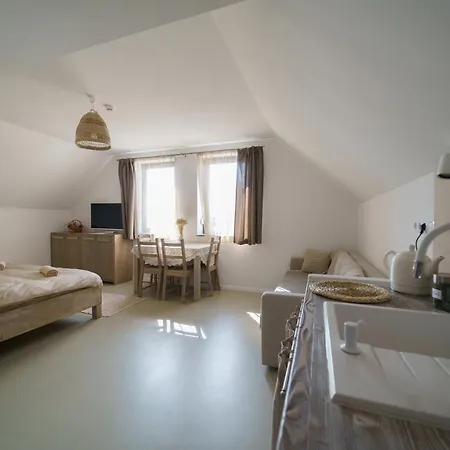 Apartament Kaska Haz *